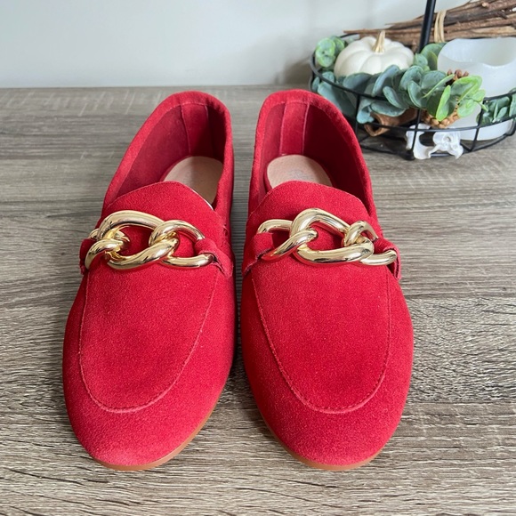Ellos Poppy Red Gold Chainlink Slip On Suede Flat Loafers Size 7.5M New - Picture 3 of 9